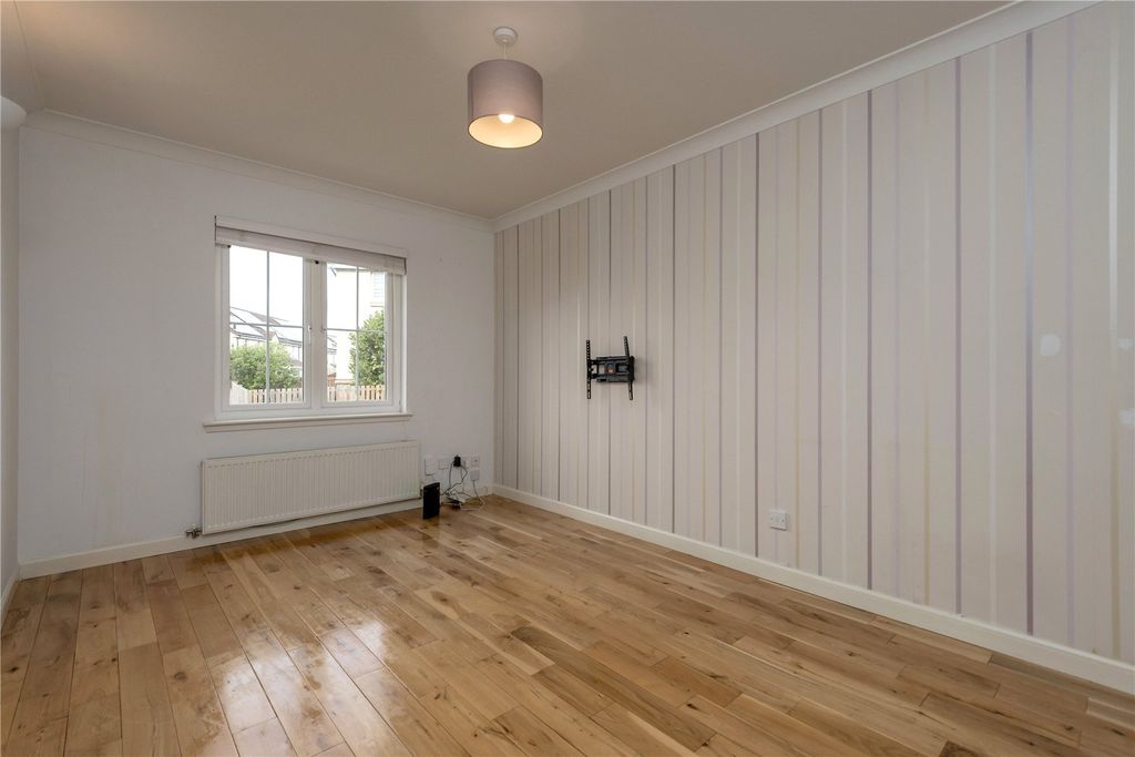 Additional image 6 of 4 bed terraced house to rentWallace Avenue, Musselburgh EH21