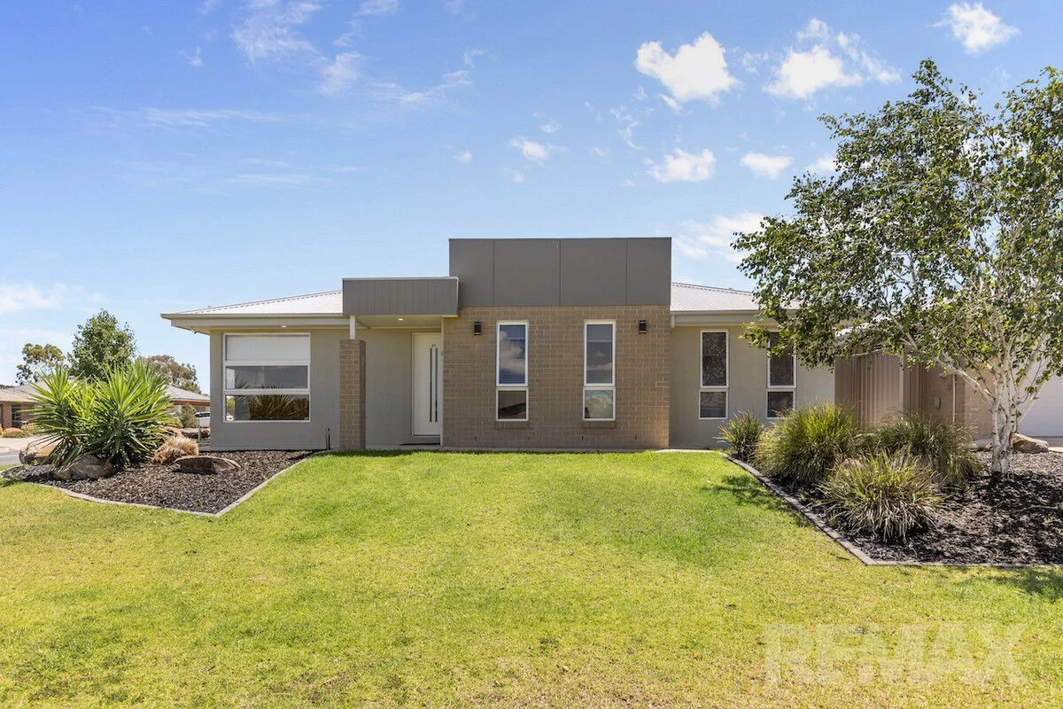 Additional image 2 of 27 Bradman Drive, Boorooma NSW 2650