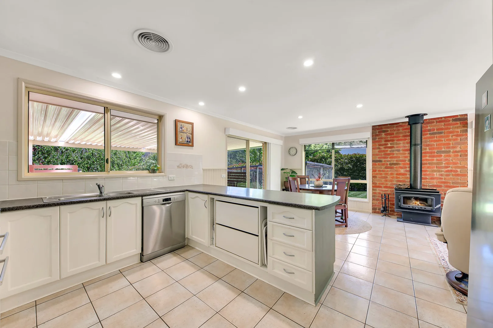 Additional image 4 of 19 Mount Porepunkah Road, Bright VIC 3741