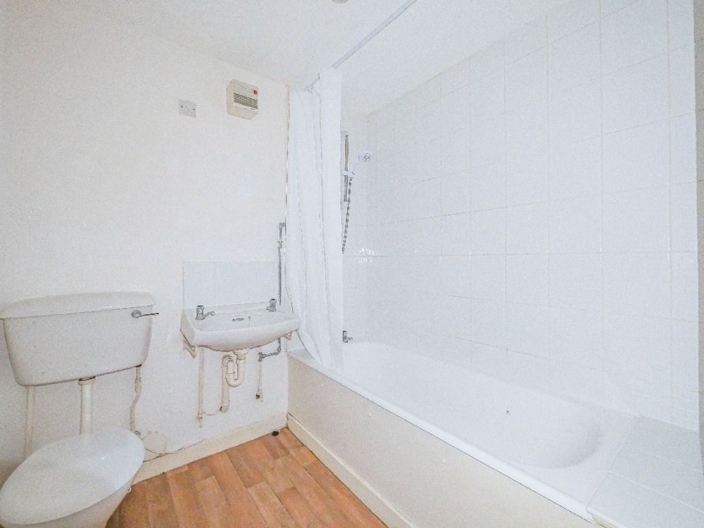 Additional image 4 of 1 bed flat to rentKeptie Street, Arbroath, Angus DD11