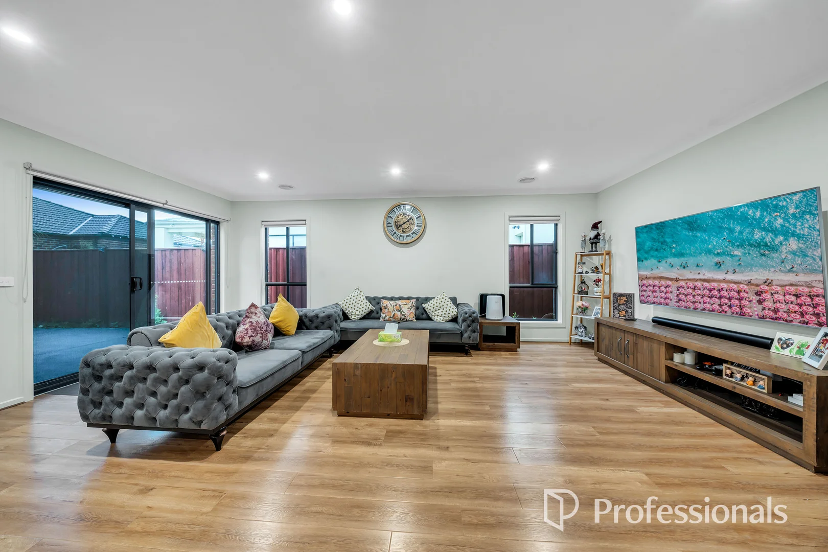 30 Fortitude Circuit, Clyde VIC 3978 photo 2