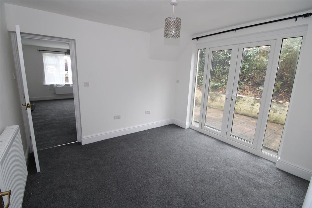 Additional image 5 of 2 bed semi-detached house to rentWoodbine Road, Blackwood NP12