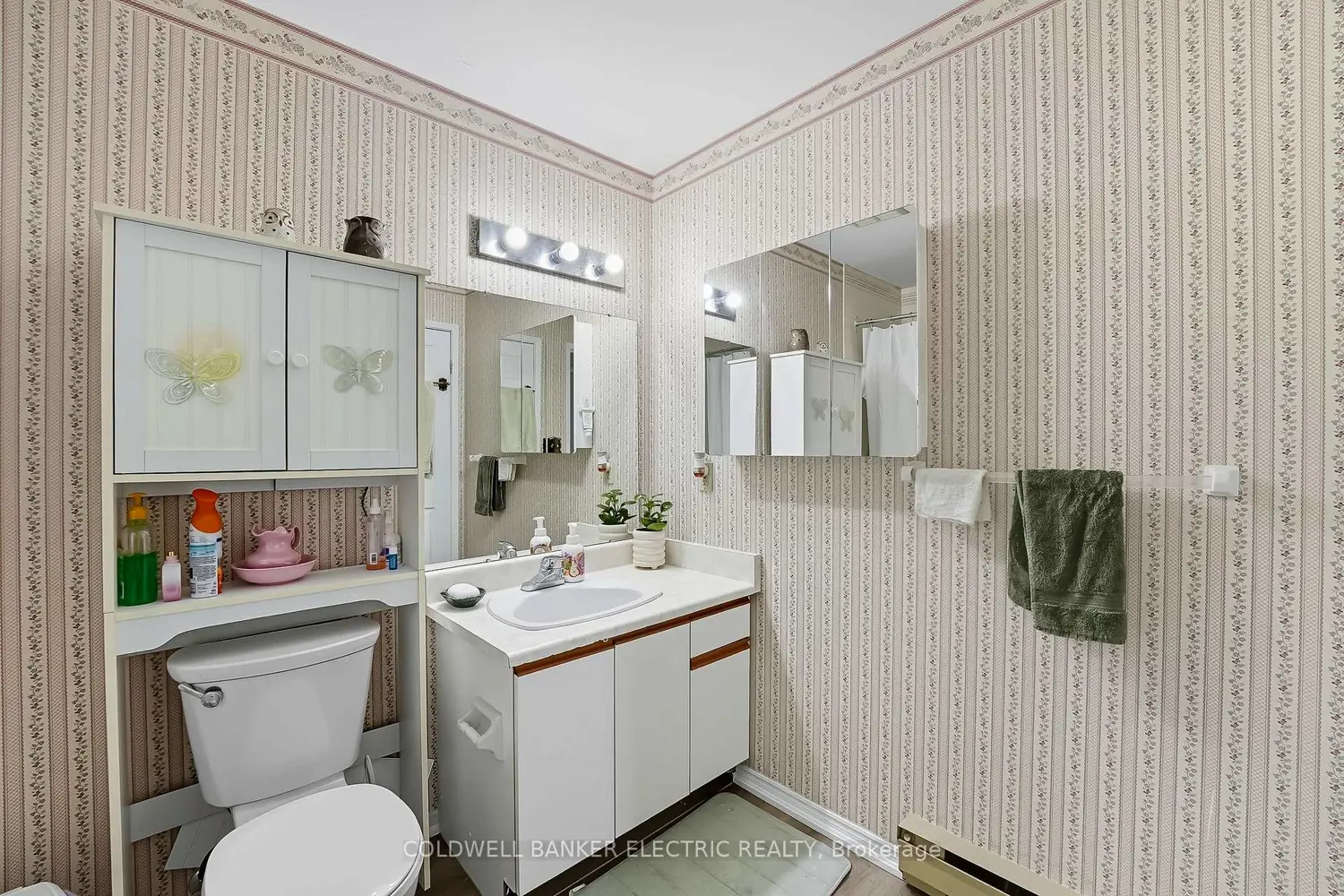 Additional image 5 of 1 Heritage Way 301