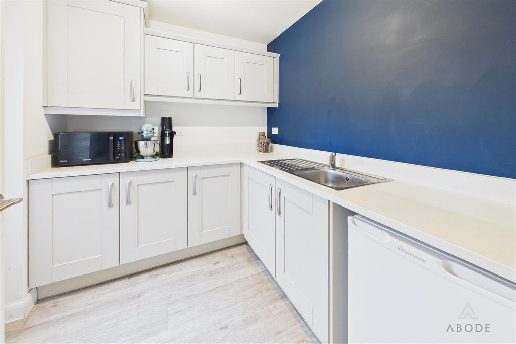 Additional image 12 of 5 bed detached house to rentGalloway Road, Drakelow, Burton-On-Trent DE15