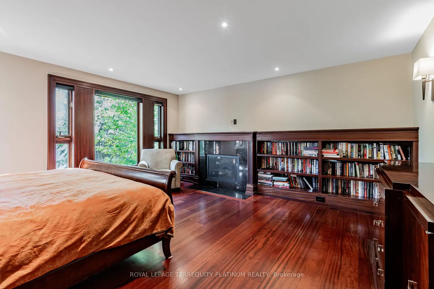 Additional image 8 of 177 Roxborough Drive