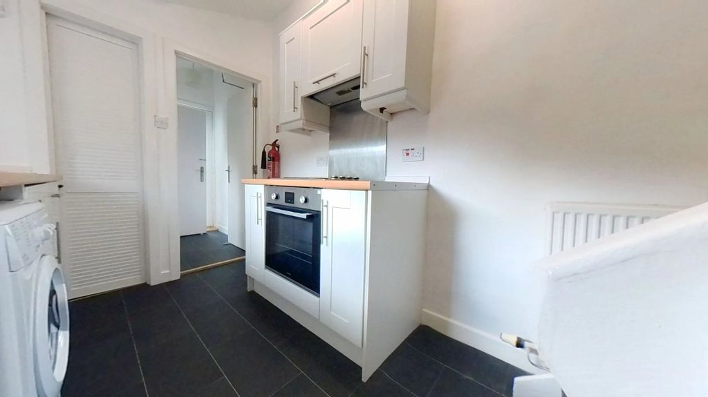 Additional image 6 of 4 bed flat to rentWallace Street, Stirling FK8
