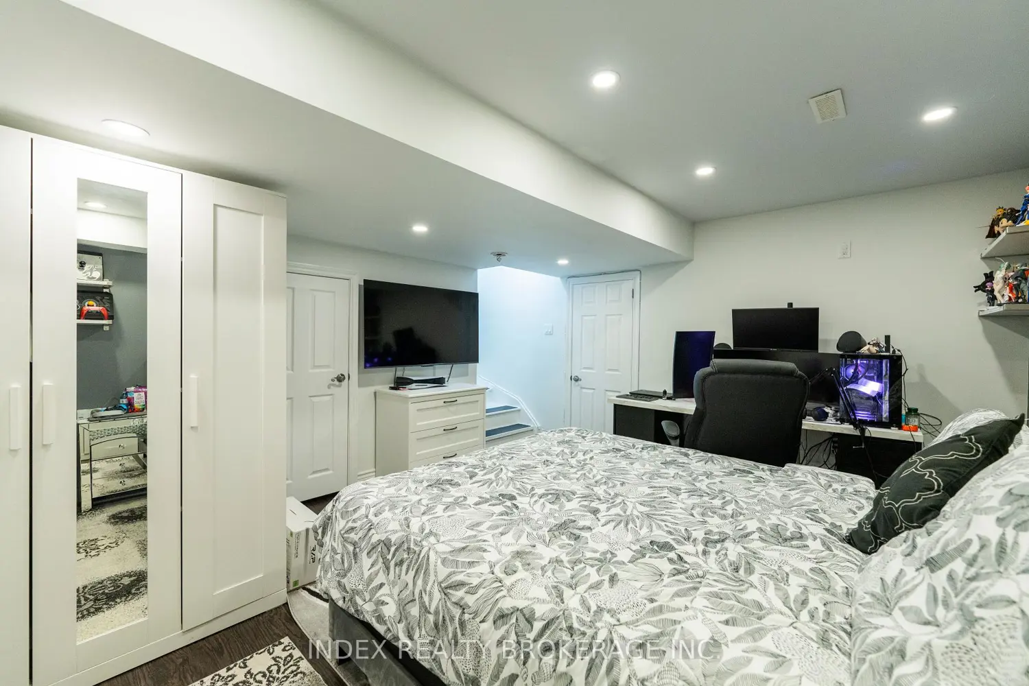 Additional image 12 of 37 Ridwell Street