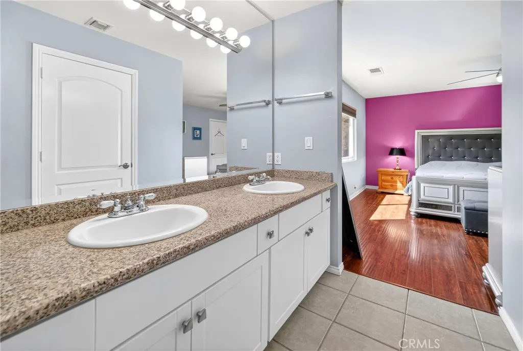 Additional image 50 of 7046 De Celis Place Unit 7, Lake Balboa, CA 91406