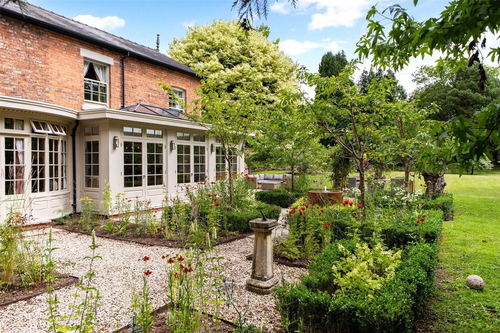 Additional image 15 of 5 bed detached house to rentWhitchurch Road, Bunbury Heath, Tarporley, Cheshire CW6