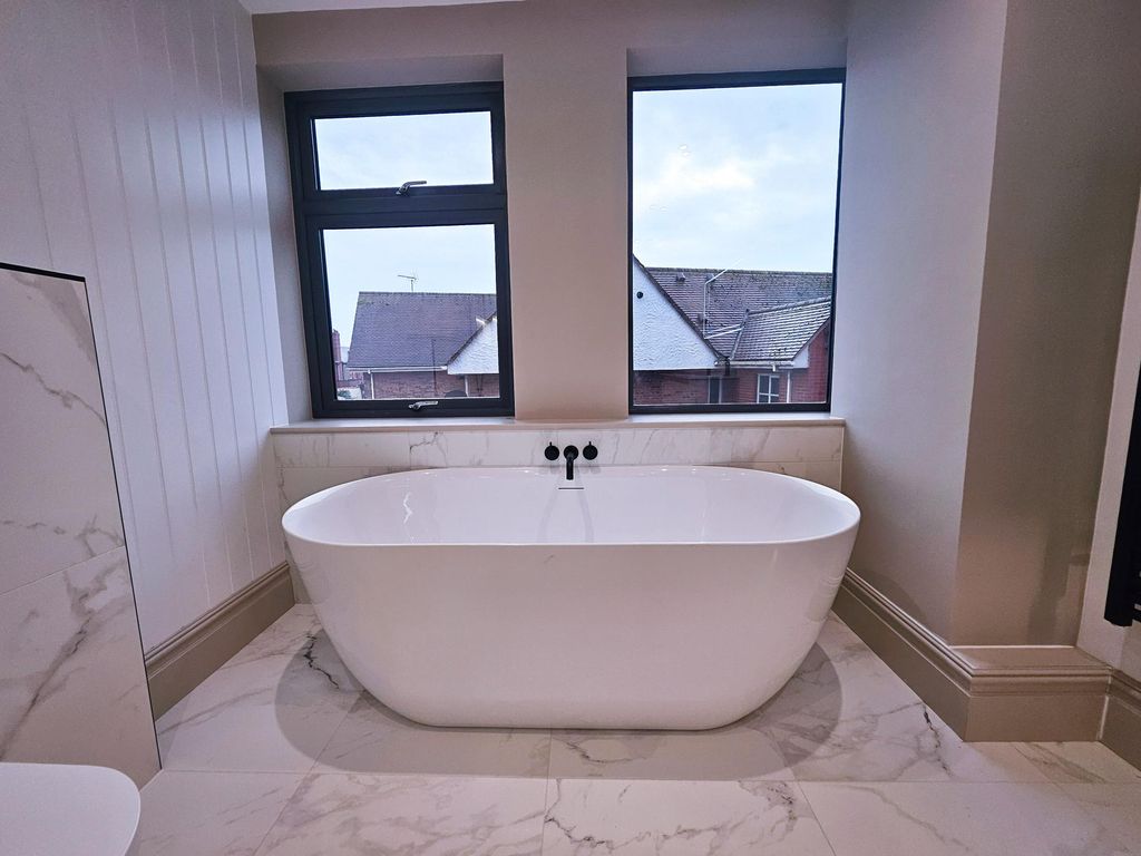 Additional image 17 of 4 bed flat to rentBoughton, Chester CH3