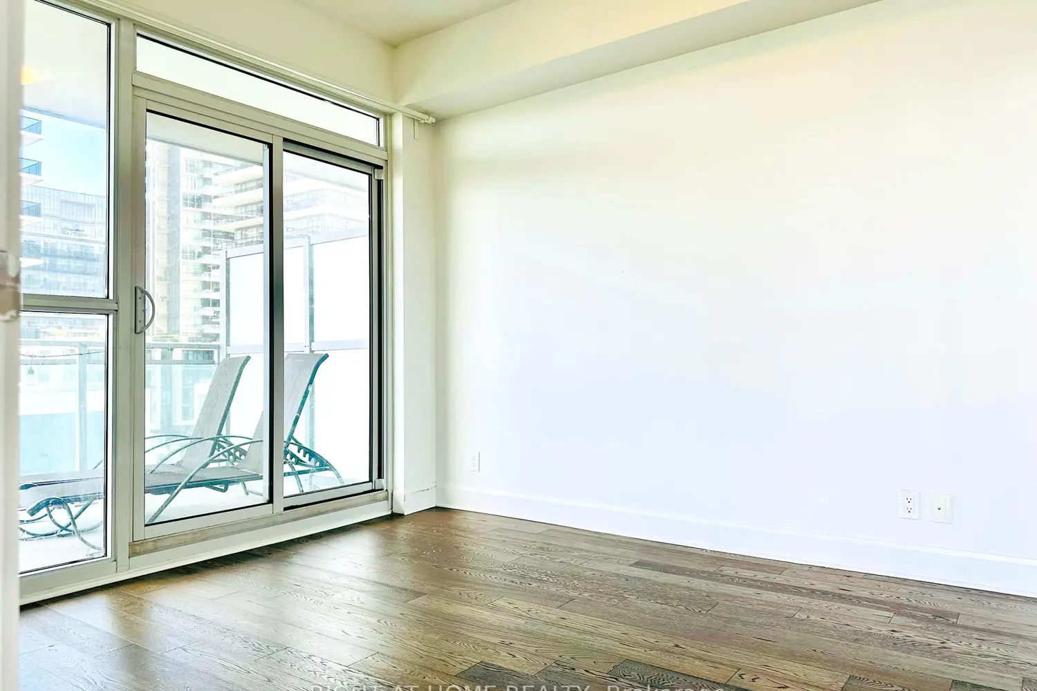 Additional image 12 of 33 Shore Breeze Drive 504