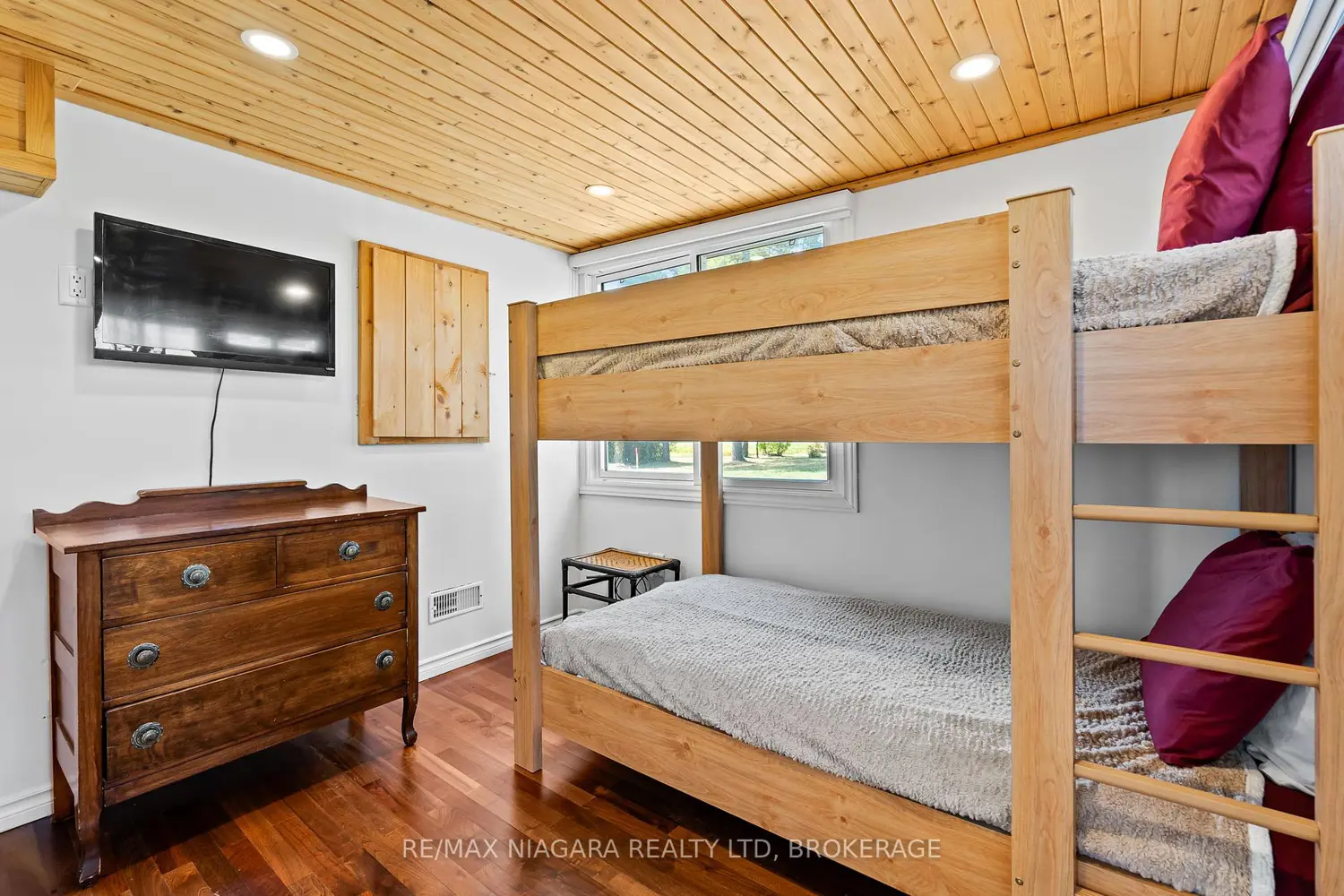 Additional image 10 of 105 Lighthouse Drive