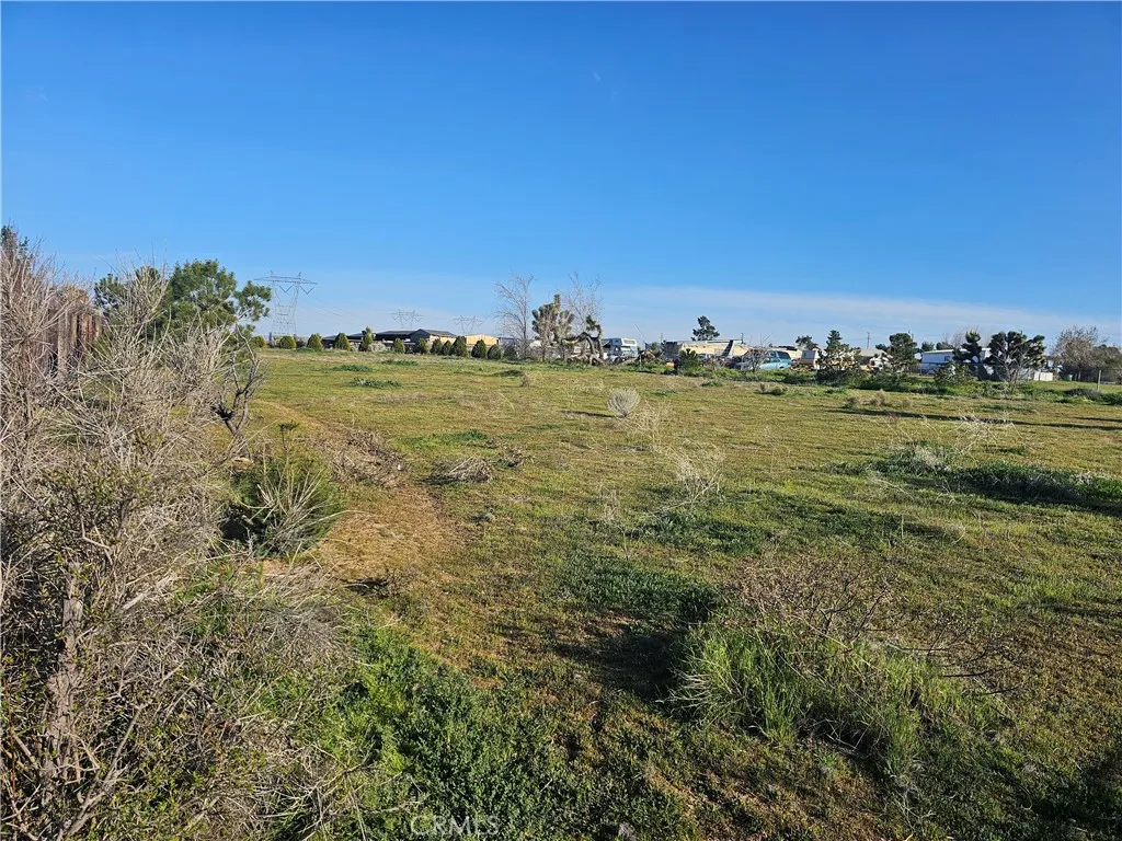 Additional image 36 of 9878 Wilson Ranch Rd, Phelan, CA 92371