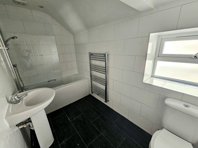 Additional image 8 of 3 bed maisonette to rentMadoc Street, Llandudno LL30