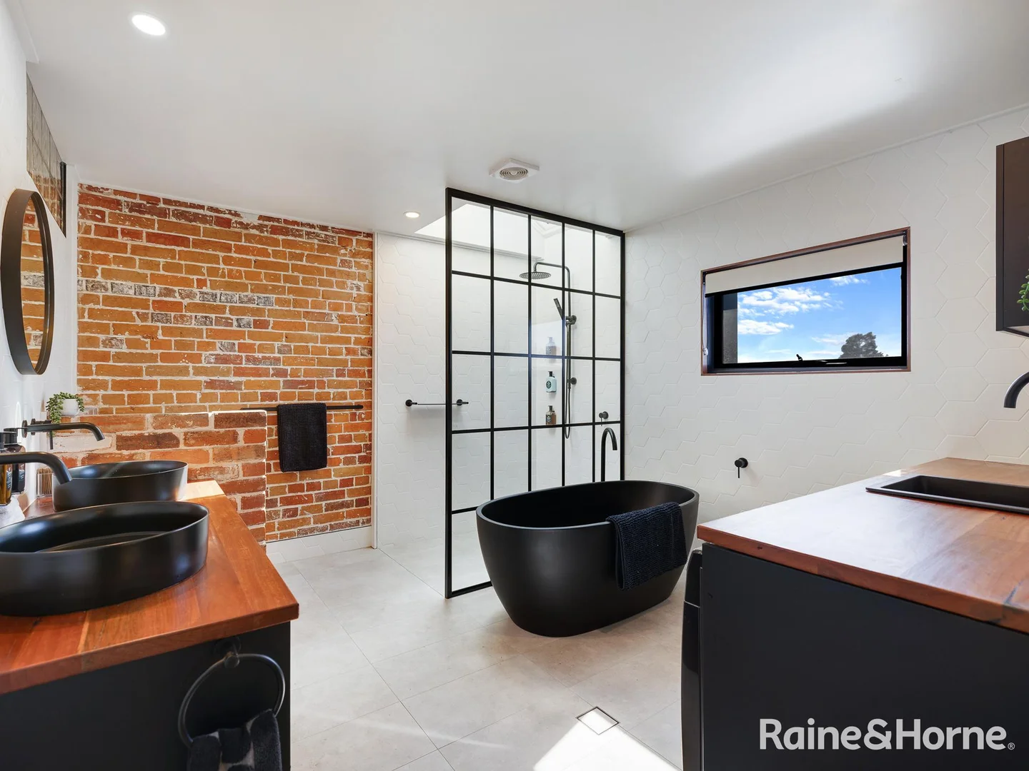 Additional image 16 of 121A Keppel Street, Bathurst NSW 2795