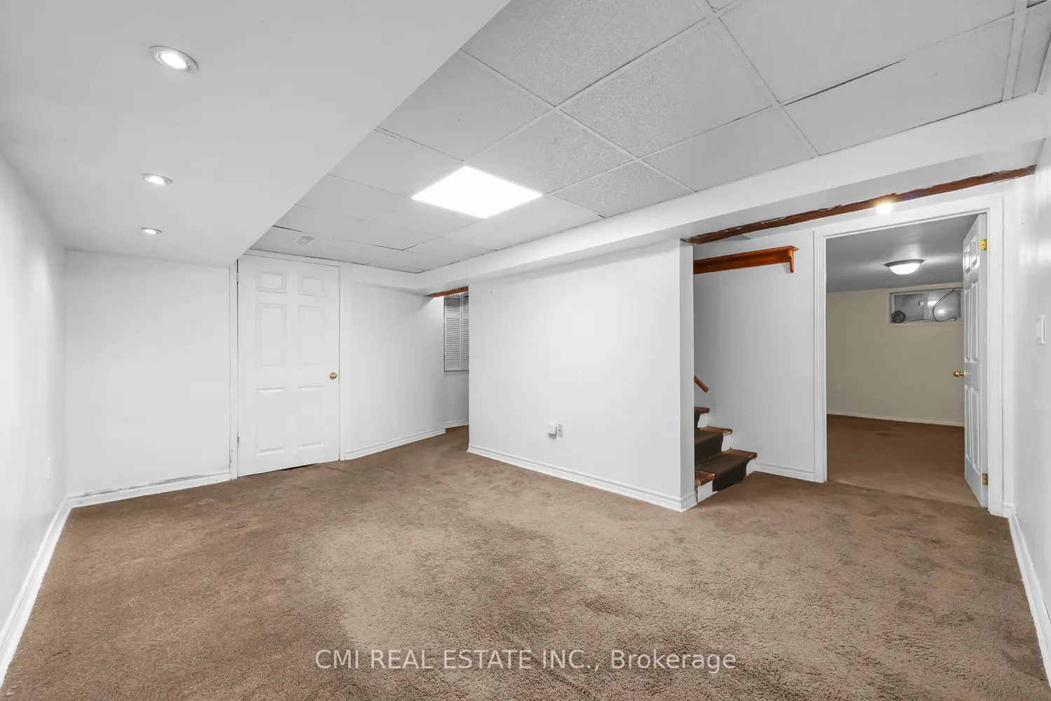 Additional image 10 of 246 Regional 8 Road