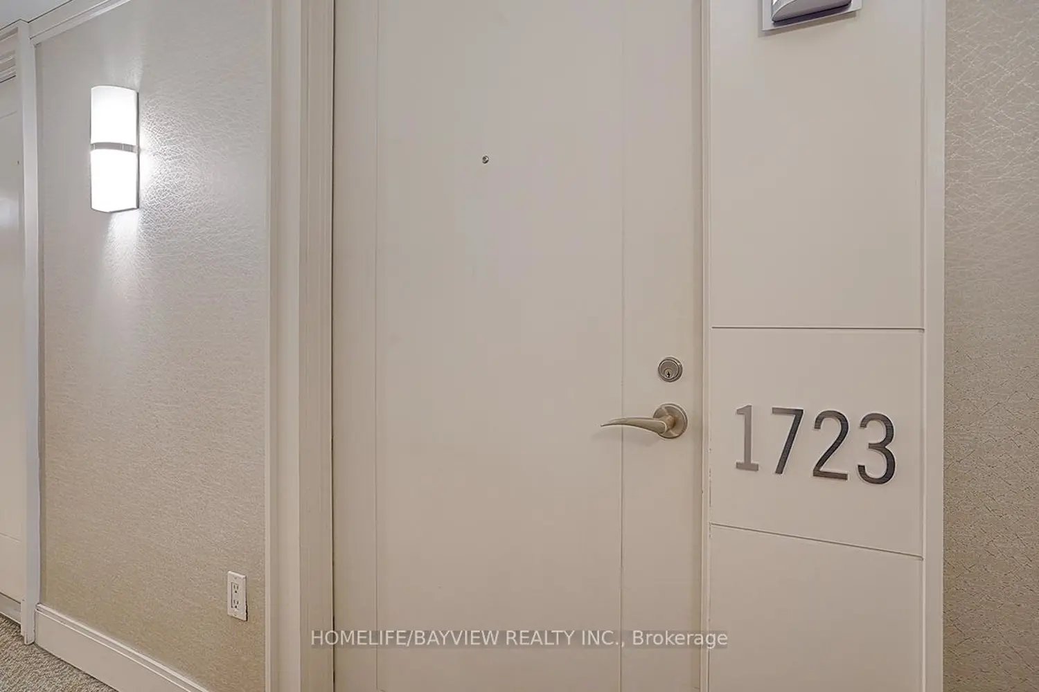 Additional image 11 of 800 Lawrence Avenue 1723