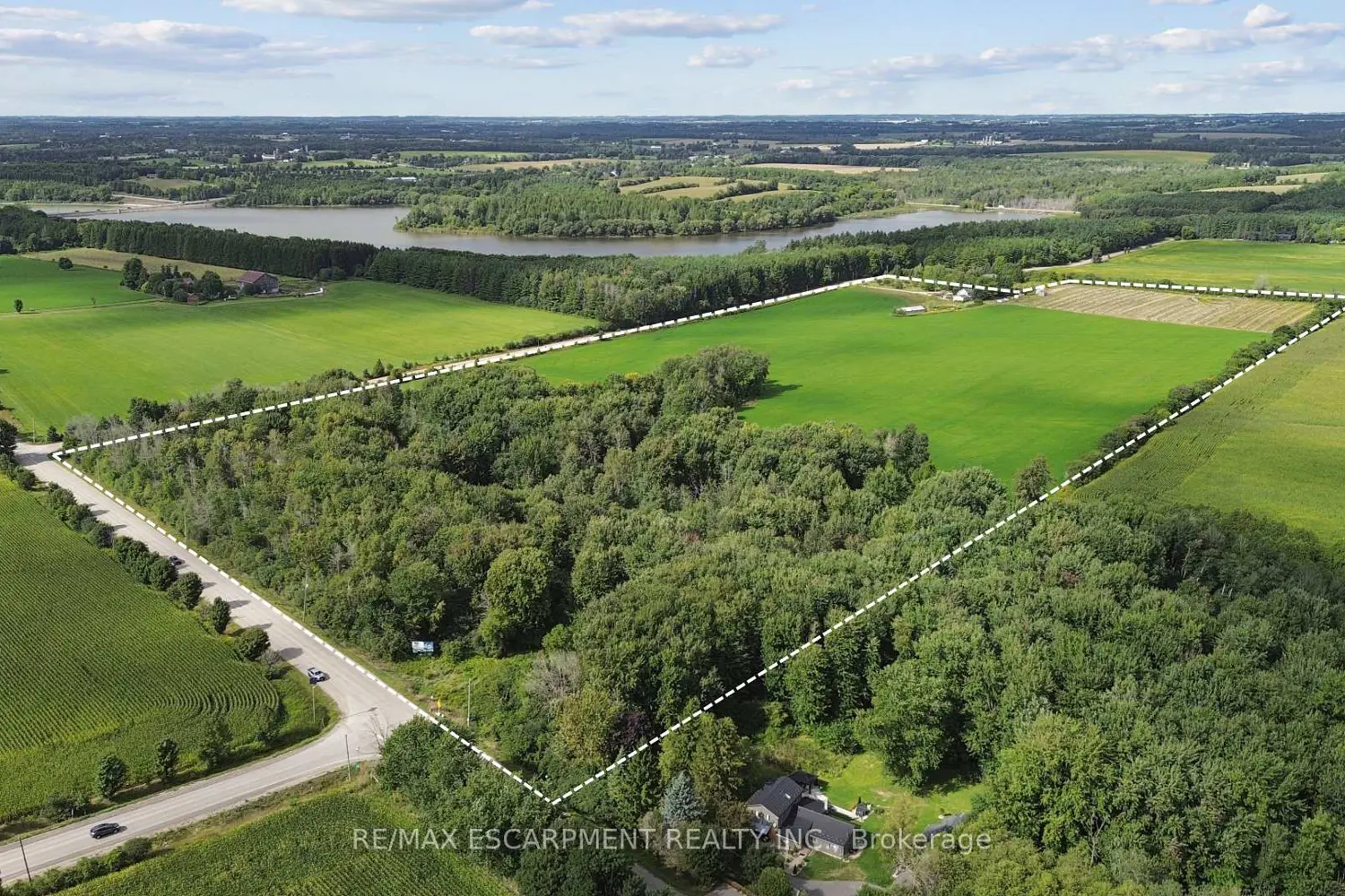 8033 Sideroad 10 photo 4