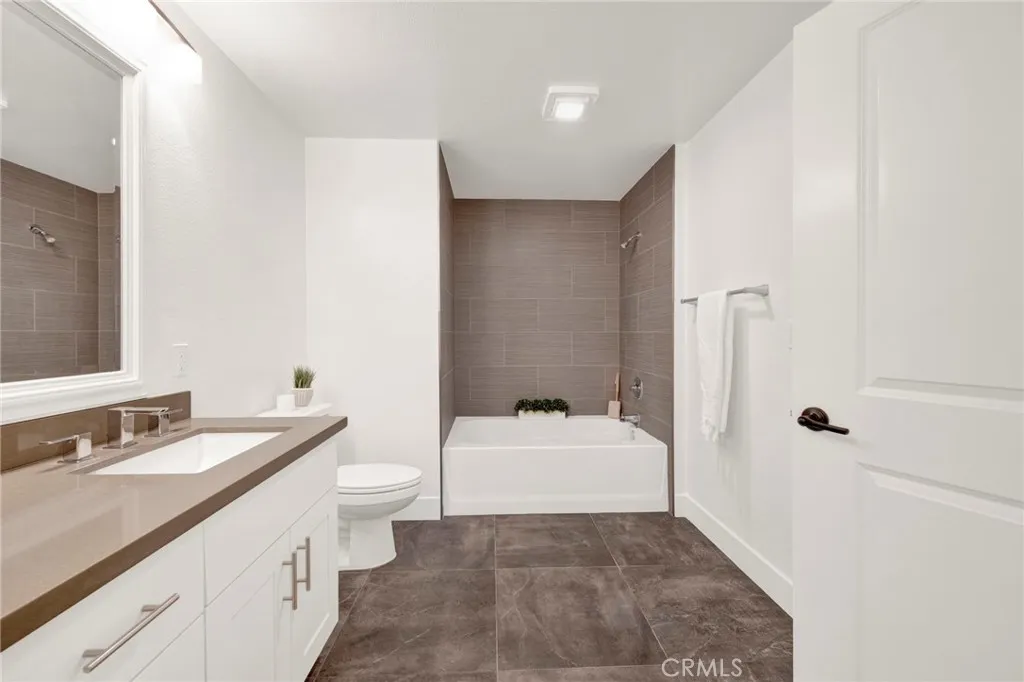 Additional image 54 of 24545 Town Center Dr Unit 5304, Valencia, CA 91355