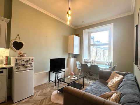 Rose Street, Garnethill, Glasgow G3