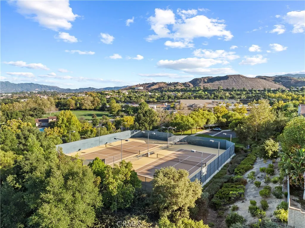 Additional image 115 of 25679 Smoketree Ln, Valencia, CA 91381