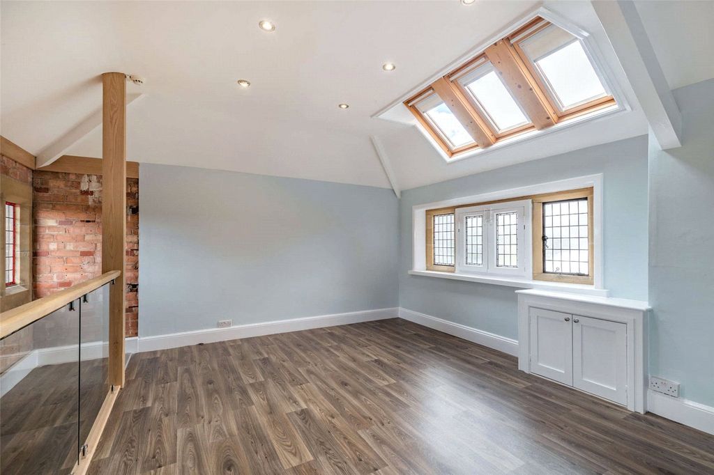 Additional image 16 of 5 bed semi-detached house to rentCurzon Park North, Chester CH4