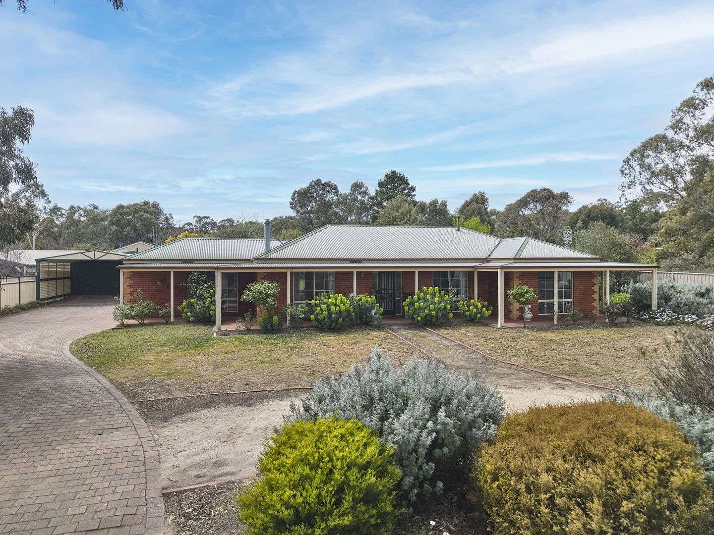 26 Scullys Lane, Heathcote VIC 3523