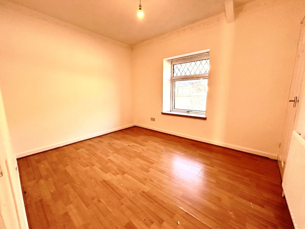 Additional image 10 of 3 bed terraced house to rentNorth Road, Ogmore Vale, Bridgend CF32