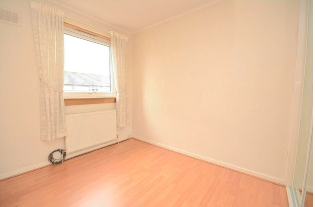 Additional image 9 of 3 bed terraced house to rentCastle Avenue, Carronshore, Falkirk FK2