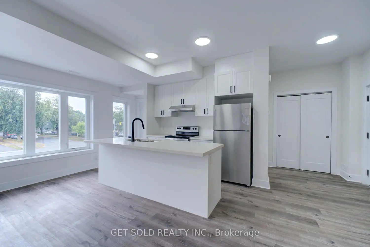 Additional image 3 of 6701 Thorold Stone Road 10