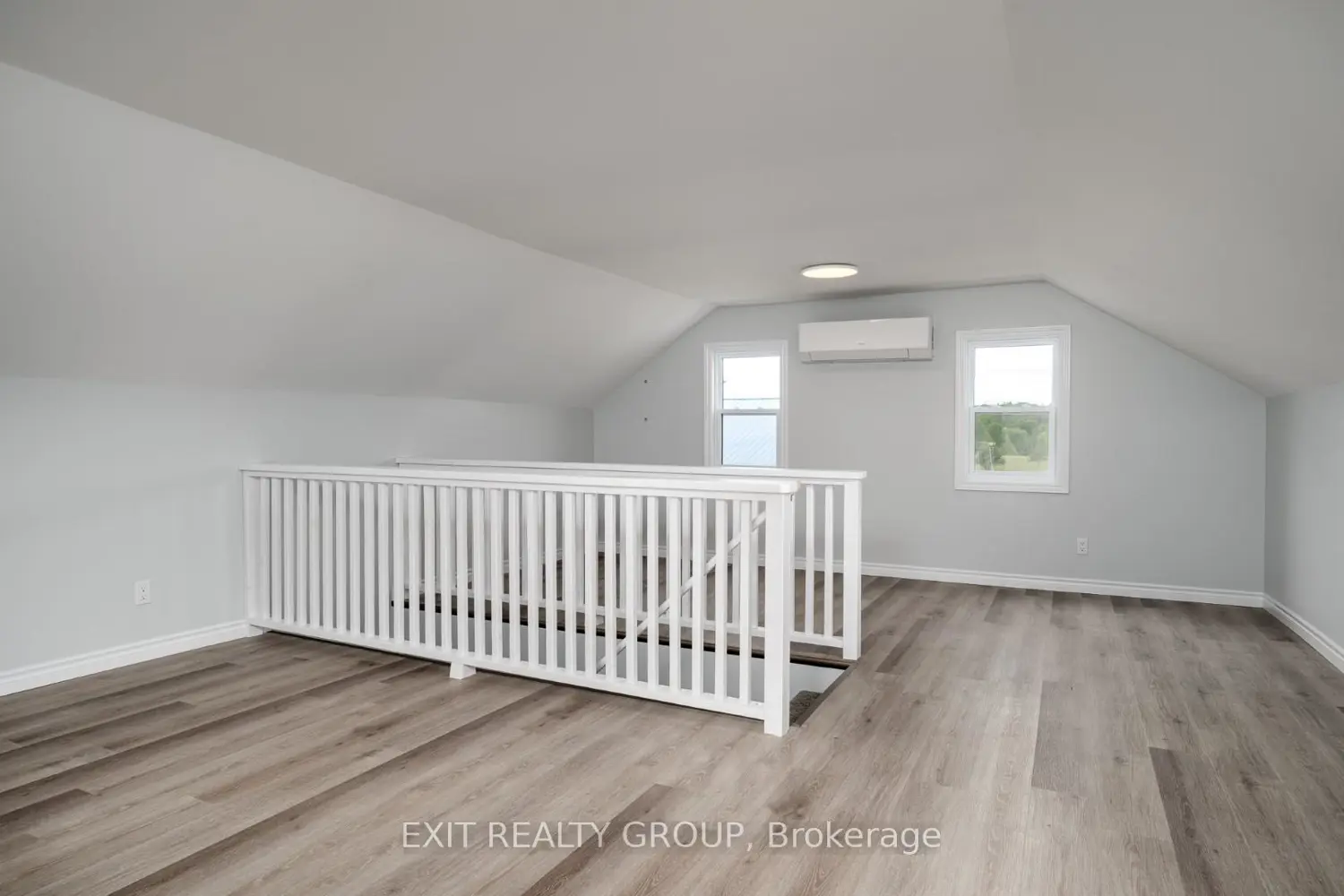 Additional image 12 of 169 East Hungerford Road