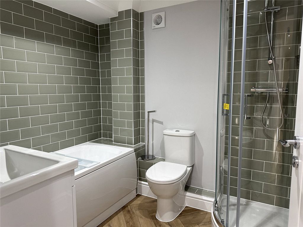 Additional image 2 of 2 bed flat to rentWood Street, Taunton, Somerset TA1