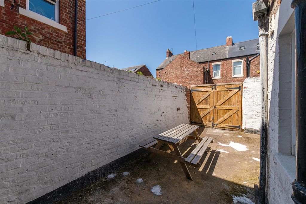 Additional image 25 of 6 bed shared accommodation to rentFalmouth Road, Heaton, Newcastle Upon Tyne NE6