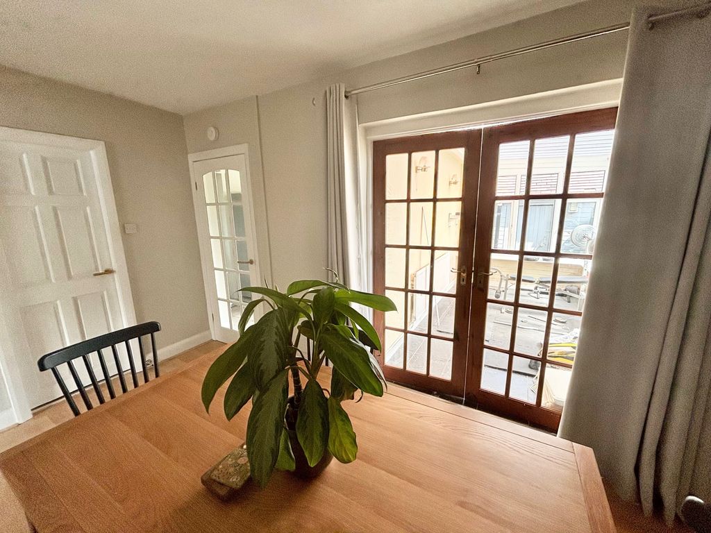 Additional image 5 of 3 bed semi-detached house to rentGorsehill Road, Wirral CH60