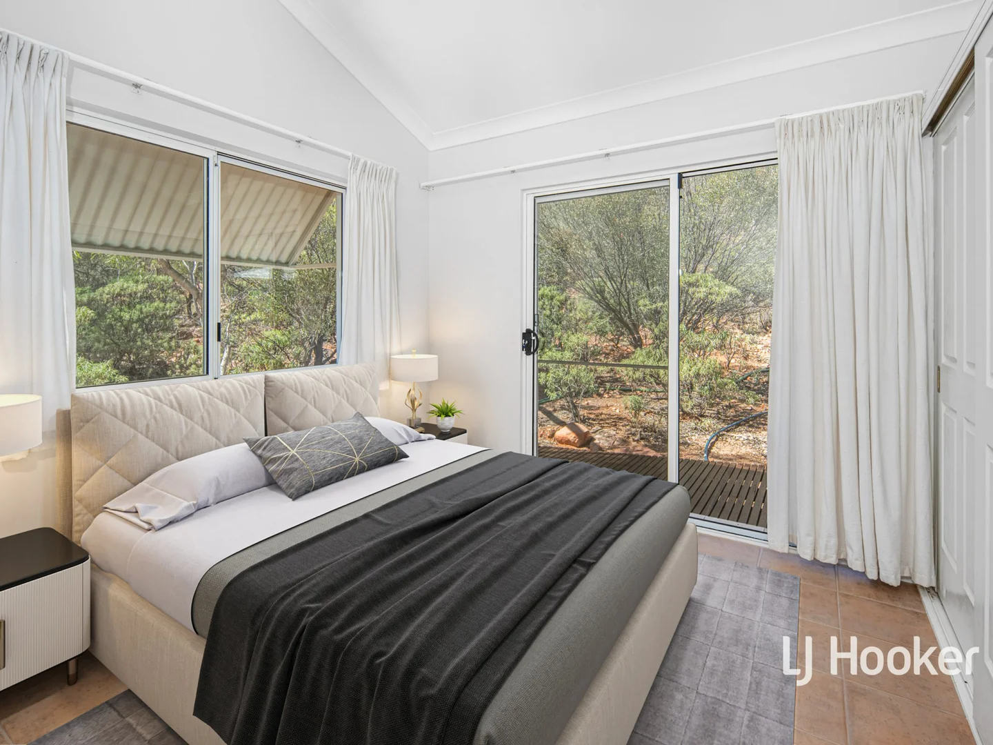 Additional image 12 of 989 Ilparpa Road, White Gums NT 0870