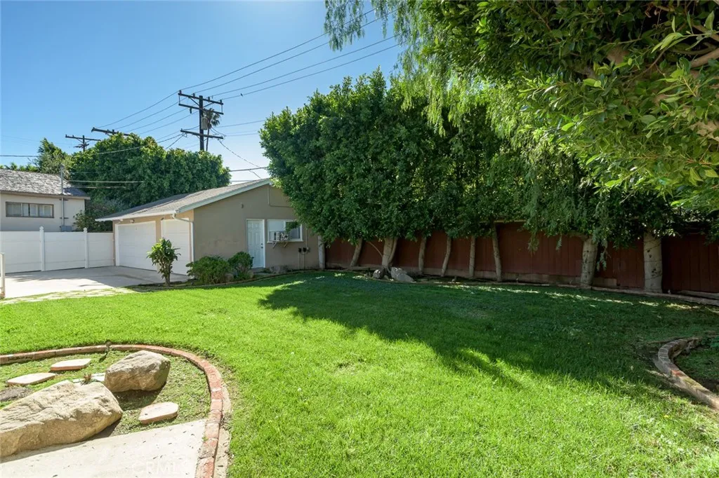 Additional image 118 of 306 Parkwood Drive, Glendale, CA 91202