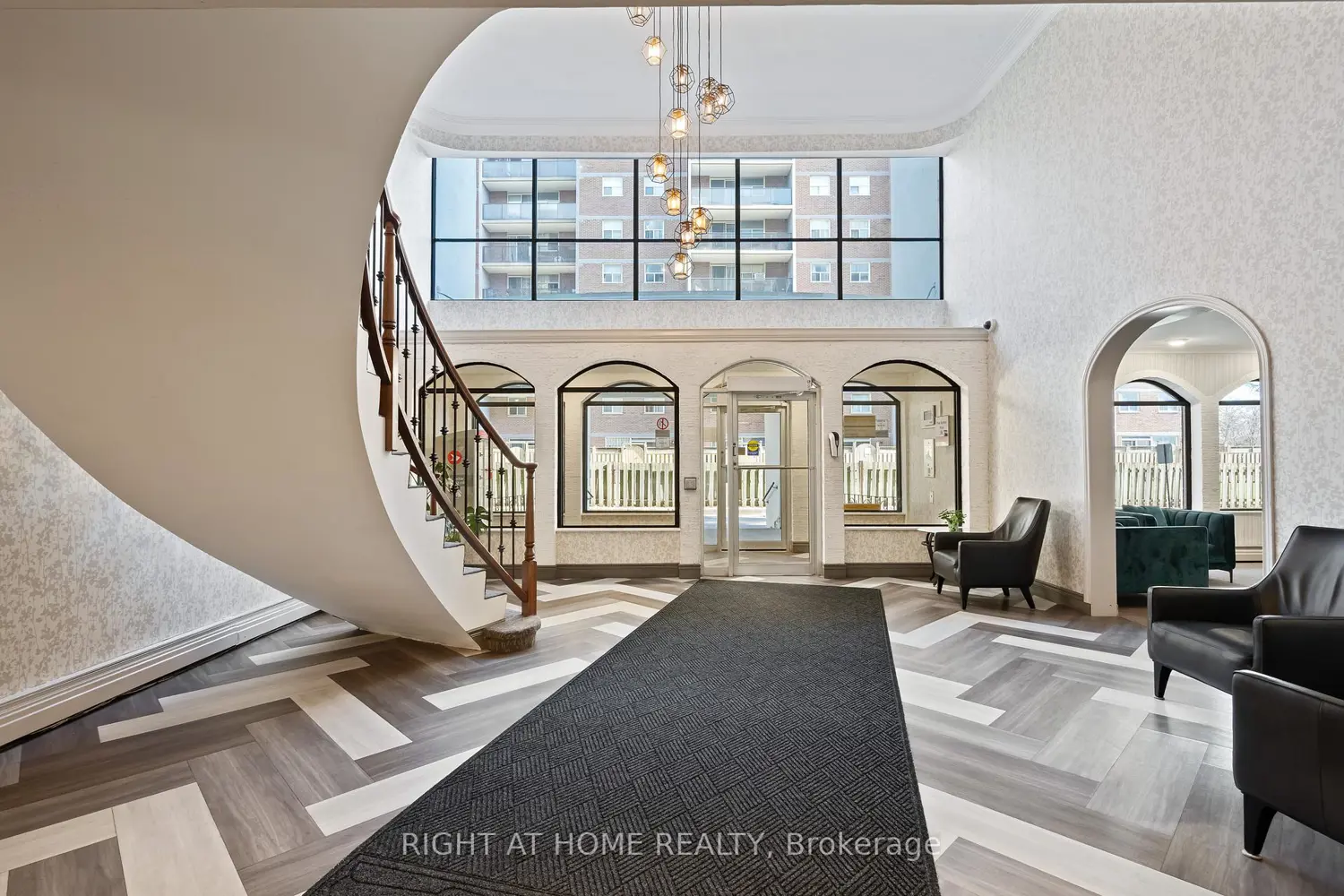 Additional image 19 of 359 Geneva Street 801