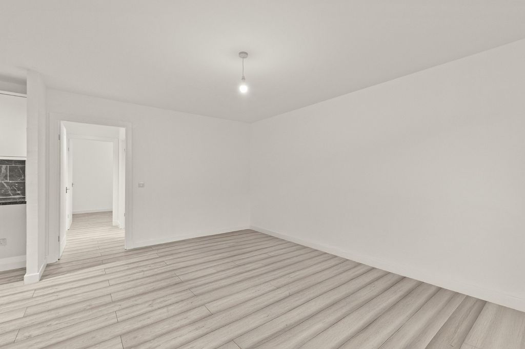 Additional image 9 of 2 bed flat to rentWoodburn Drive, Alloa FK10