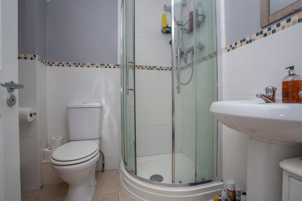 Additional image 16 of 3 bed end terrace house to rentRhiw'r Derwen, Llanharan, Pontyclun CF72