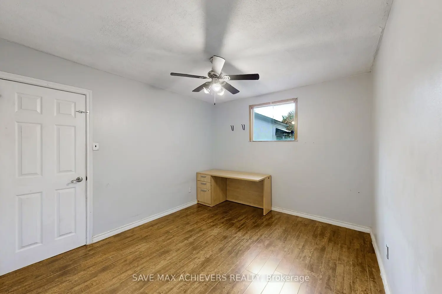 Additional image 15 of 43 Normanhurst Avenue