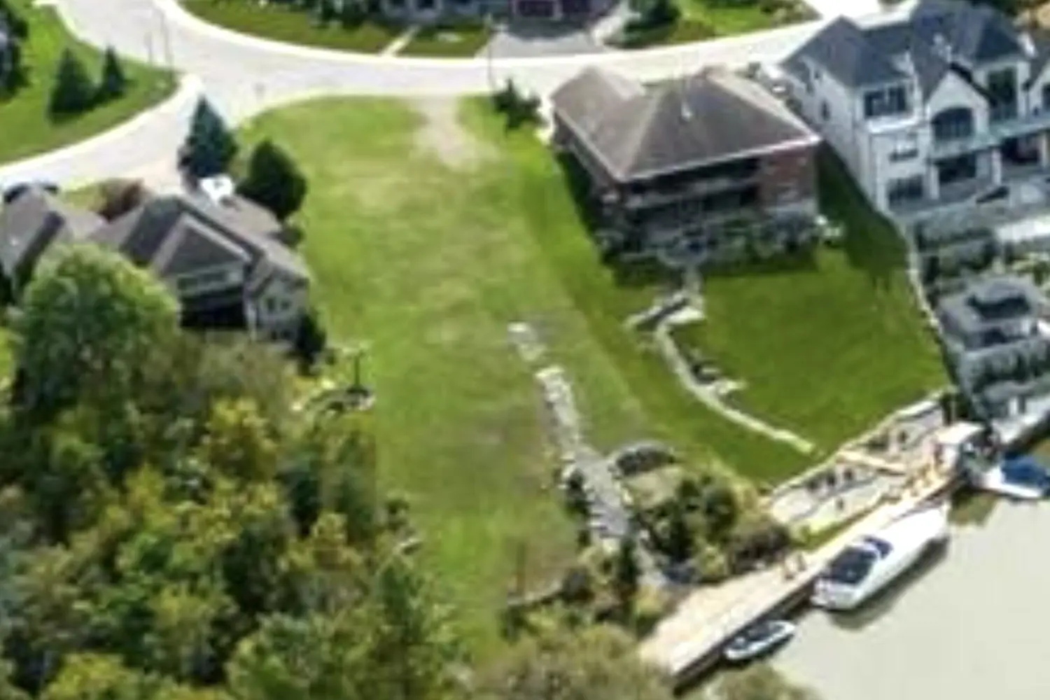 Additional image 2 of 117 Donjon Boulevard