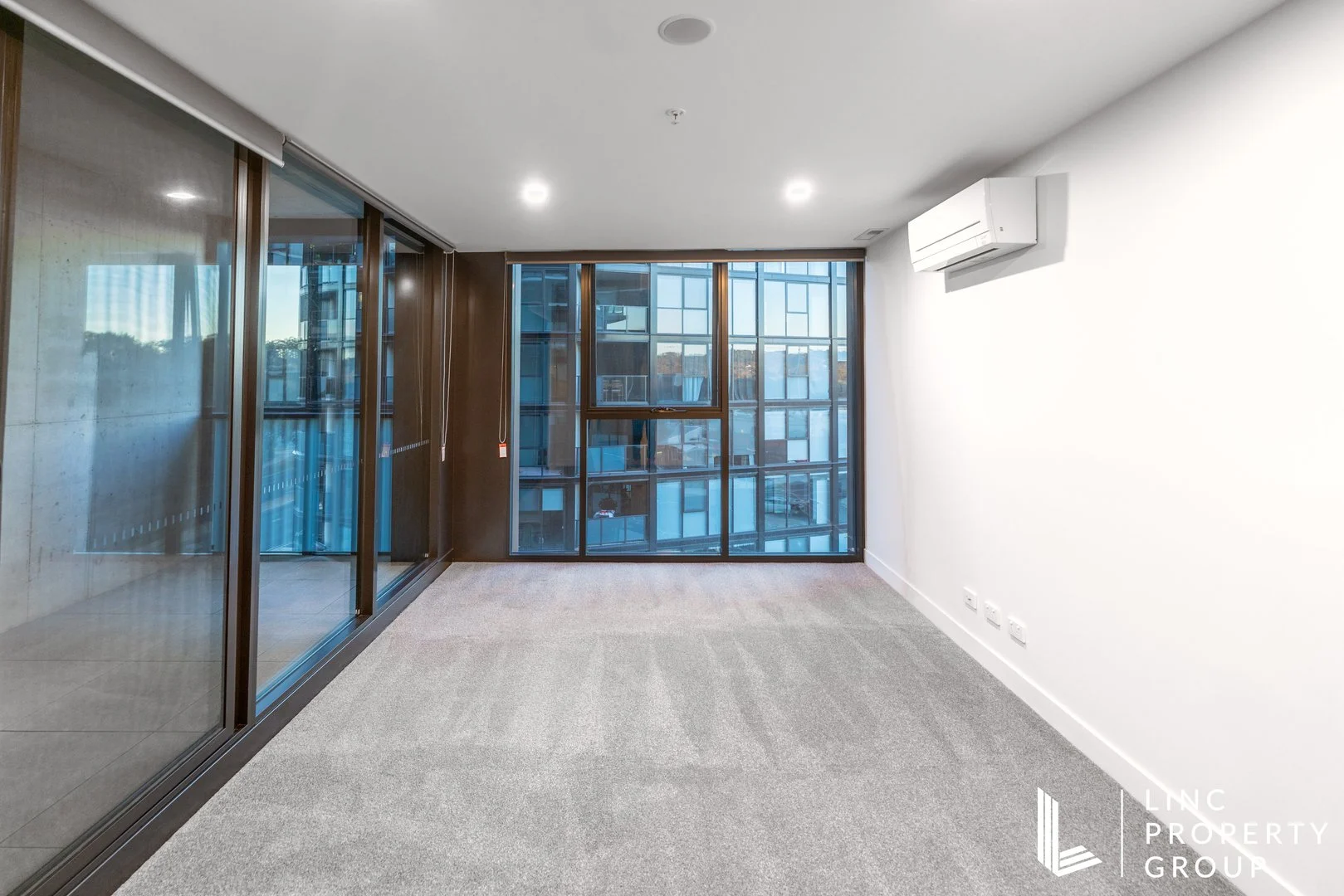 Additional image 2 of 407/2 Furzer Street, Phillip ACT 2606