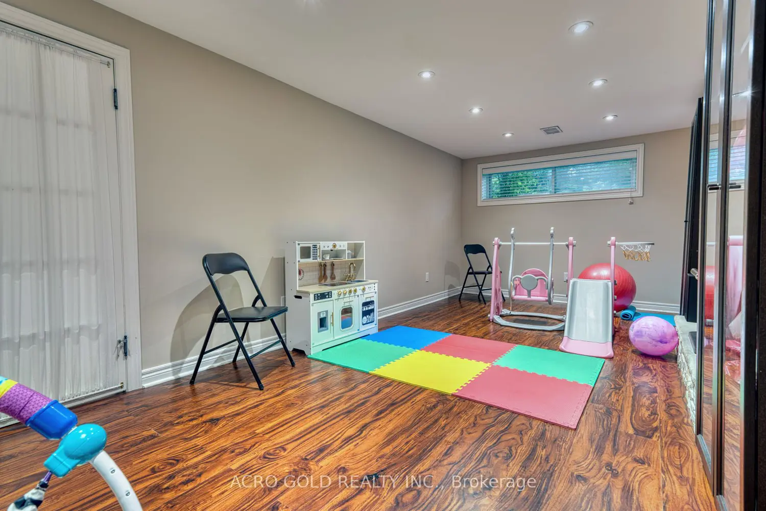 Additional image 17 of 10 Kennebec Crescent