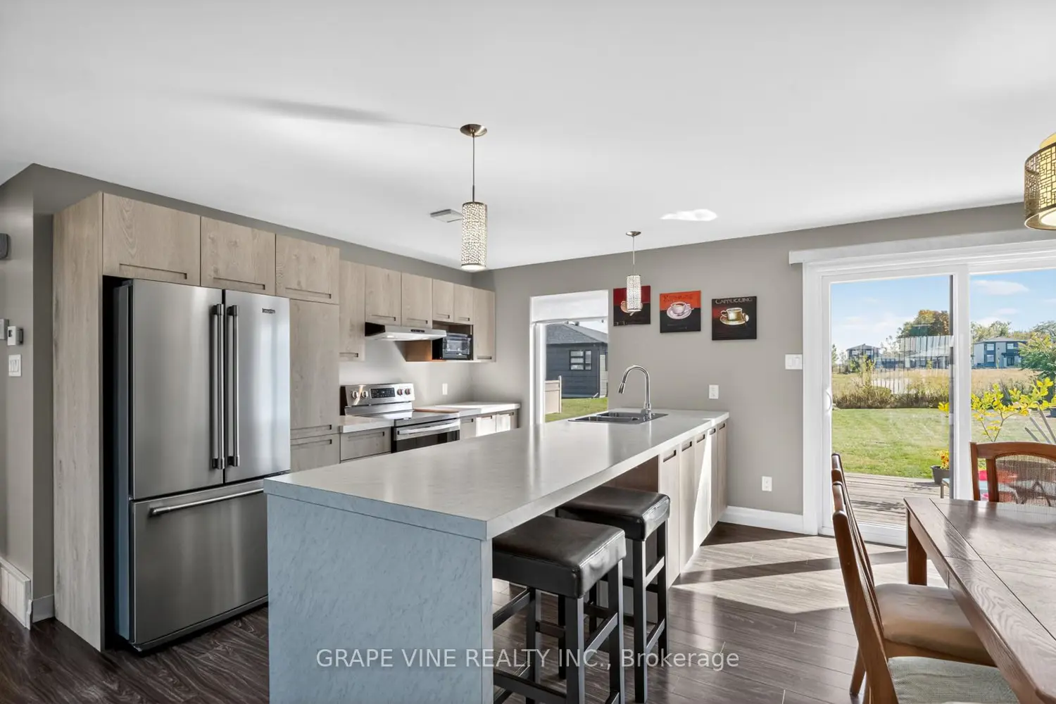 Additional image 10 of 18 Calco Crescent