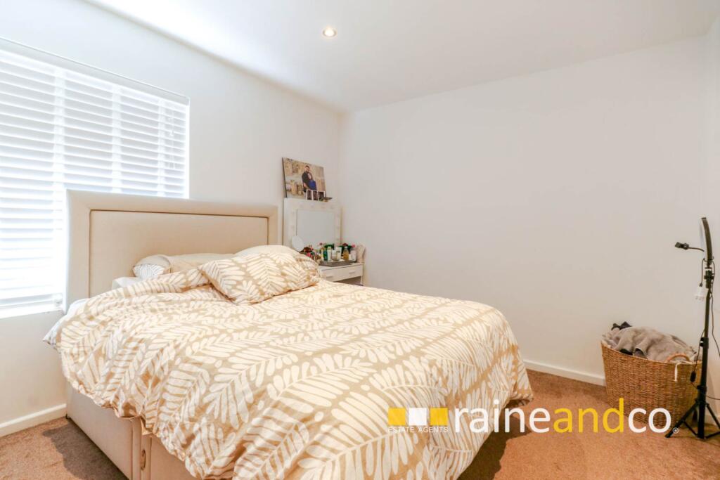 Additional image 41 of St Albans Road West, Hatfield