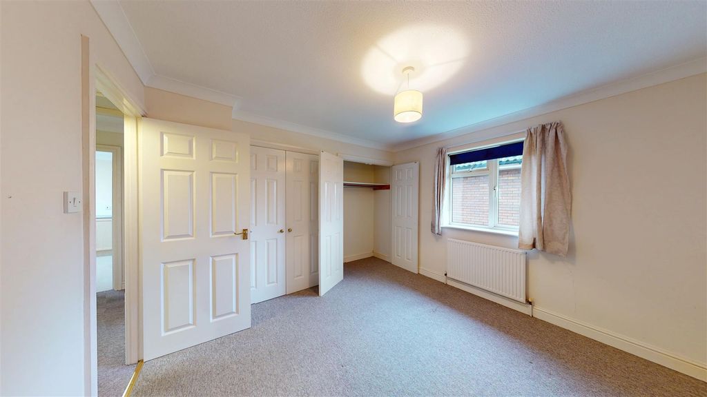 Additional image 3 of 2 bed flat to rentWestbourne Court, Penarth CF64