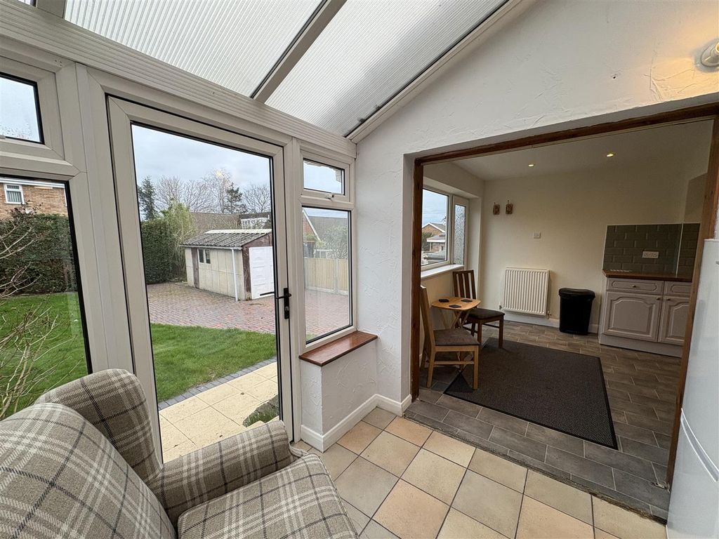 Additional image 4 of 4 bed semi-detached house to rentHafod Park, Mold CH7