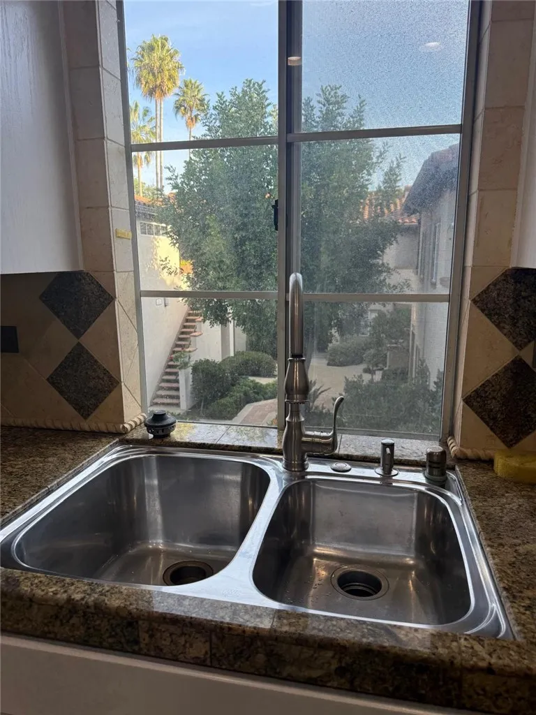 Additional image 43 of 28 Via Alivio, Rancho Santa Margarita, CA 92688