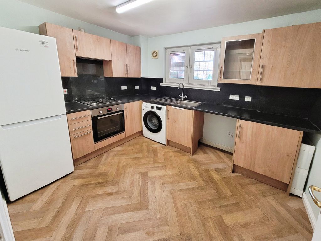 Additional image 2 of 2 bed flat to rentOwen Stone Street, Bathgate EH48