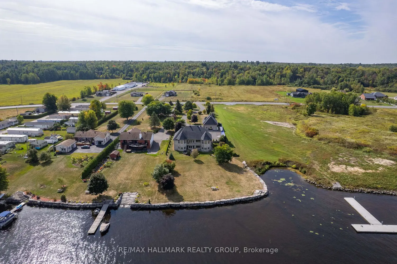 3285 Front Road